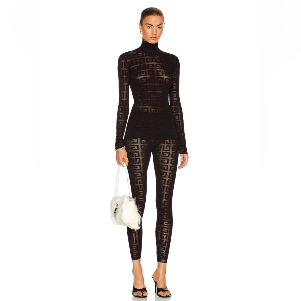GIVENCHY
All Over 4G Turtleneck Sweater - Picture 4 of 5